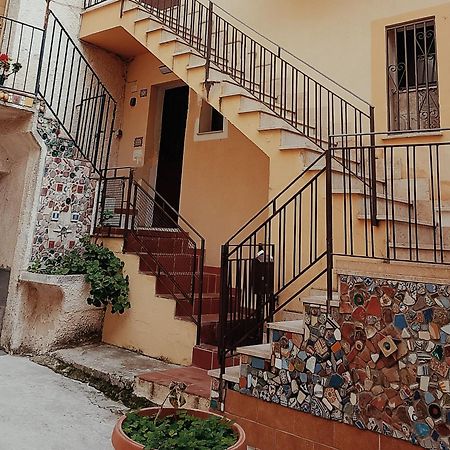 Cocciu D'Amuri Sciacca Luaran gambar
